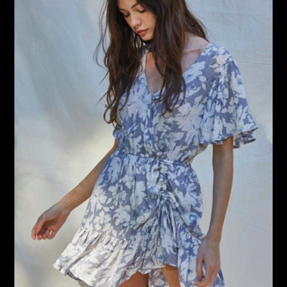 By Together Flirty Floral Flowy Spring Dress Size Small